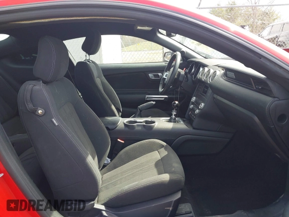 2019 Ford Mustang EcoBoost with VIN 1FA6P8TH6K5197340, listed as a IAAI auction lot 41846843 with 85,272 mi miles and . Bid and sale history available at carsss.com. Image 5.