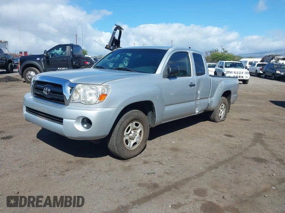 2006 Toyota Tacoma z VIN 5TETX22N86Z226440, wystawiony jako IAAI lot #41777871 z przebiegiem 218 222 mil mil oraz . Historia ofert i sprzedaży dostępna na DreamBid. Obrazek 17.