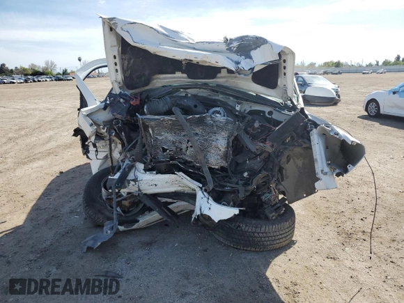 2013 GMC Yukon SLE with VIN 1GKS1AE03DR191410, listed as a Copart auction lot 48658234 with 121,572 mi miles and Salvage Title. Bid and sale history available at carsss.com. Image 5.