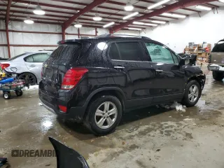 2020 Chevrolet Trax LT with VIN KL7CJLSB4LB000812, listed as a Copart auction lot 44650905 with 98,733 mi miles and Salvage Title. Bid and sale history available at DreamBid. Image 3.