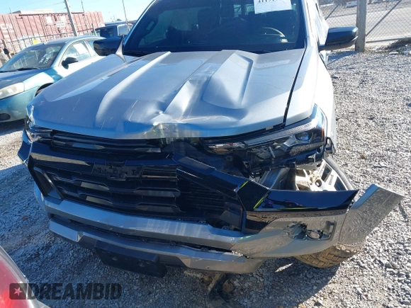 2024 Chevrolet Colorado 4WD Z71 with VIN 1GCPTDEK5R1109553, listed as a IAAI auction lot 41171700 with 1 mi miles. Bid and sale history available at carsss.com. Image 10.