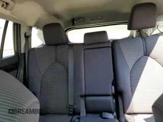 2024 Toyota Highlander LE with VIN 5TDKDRAH4RS050075, listed as a Copart auction lot 62658135 with 32,567 mi miles and Clean title. Bid and sale history available at DreamBid. Image 10.