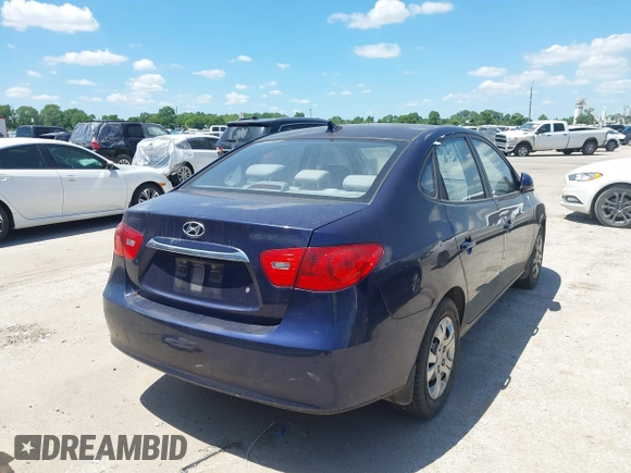 2010 Hyundai Elantra GLS z VIN KMHDU4AD4AU180006, wystawiony jako IAAI lot #42237963 z przebiegiem 232 987 mil mil oraz . Historia ofert i sprzedaży dostępna na DreamBid. Obrazek 4.