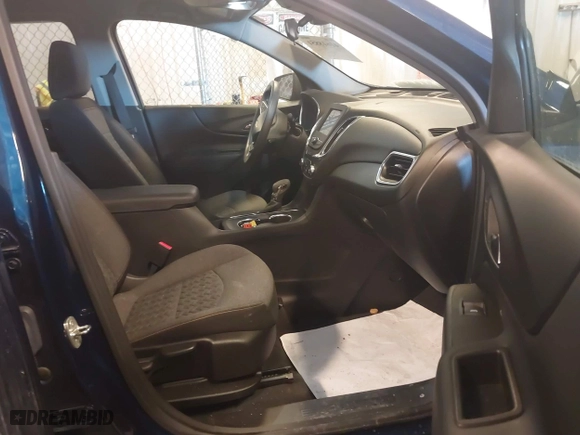 2022 Chevrolet Equinox LT with VIN 3GNAXUEV0NL243028, listed as a IAAI auction lot 41618851 with 21,401 mi miles. Bid and sale history available at carsss.com. Image 5.