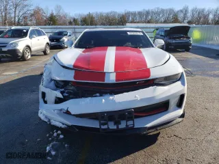 2017 Chevrolet Camaro 2LT with VIN 1G1FD1RSXH0152428, listed as a Copart auction lot 87653215 with 69,642 mi miles and Salvage Title. Bid and sale history available at carsss.com. Image 5.