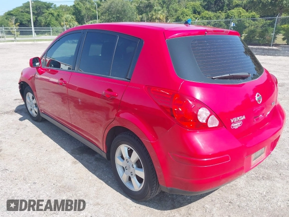 2012 Nissan Versa S z VIN 3N1BC1CP8CK274335, wystawiony jako IAAI lot #42418108 z przebiegiem 55 814 mil mil oraz . Historia ofert i sprzedaży dostępna na DreamBid. Obrazek 3.