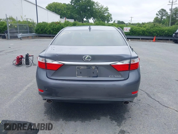 2015 Lexus ES 330 z VIN JTHBK1GG6F2153506, wystawiony jako IAAI lot #42357576 z przebiegiem 142 795 mil mil oraz . Historia ofert i sprzedaży dostępna na DreamBid. Obrazek 16.