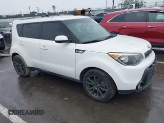 2016 Kia Soul + with VIN KNDJP3A53G7857829, listed as a IAAI auction lot 41807362 with 161,393 mi miles. Bid and sale history available at carsss.com. Image 1.