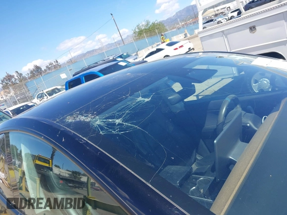 2020 Tesla Model Y Long Range with VIN 5YJYGDEE2LF059177, listed as a IAAI auction lot 41916260 with 66,190 mi miles and . Bid and sale history available at DreamBid. Image 6.