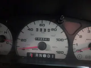 2003 Mercury Sable GS with VIN 1MEFM50U73A612479, listed as a IAAI auction lot 41907556 with 198,541 mi miles. Bid and sale history available at carsss.com. Image 7.