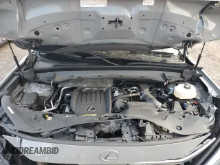 2024 Lexus TX 500h F Sport Premium z VIN 5TDABAB64RS005119, wystawiony jako Copart lot #43784535 z przebiegiem 13 688 mil mil oraz Szkoda całkowita • Salvage title. Historia ofert i sprzedaży dostępna na DreamBid. Obrazek 12.