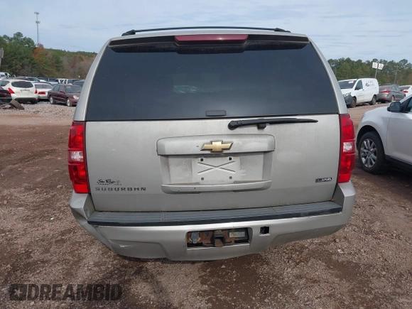 2007 Chevrolet Suburban LTZ with VIN 3GNFK16397G242438, listed as a IAAI auction lot 41096147 with 206,528 mi miles and . Bid and sale history available at DreamBid. Image 6.