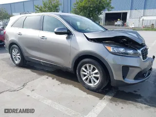 2019 Kia Sorento LX V6 with VIN 5XYPG4A54KG476373, listed as a IAAI auction lot 41751522 with 71,486 mi miles. Bid and sale history available at carsss.com. Image 1.
