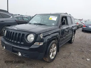 2014 Jeep Patriot Limited with VIN 1C4NJRCBXED503572, listed as a IAAI auction lot 41937793 with 112,015 mi miles. Bid and sale history available at carsss.com. Image 6.
