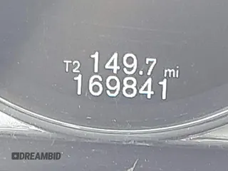 2017 Volvo XC60 Inscription z VIN YV440MDU1H2199868, wystawiony jako IAAI lot #42104412 z przebiegiem 169 841 mil mil oraz . Historia ofert i sprzedaży dostępna na DreamBid. Obrazek 15.