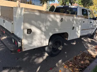2017 Ram 3500 Chassis Cab Tradesman with VIN 3C7WRTCL7HG552760, listed as a Copart auction lot 82464304 with 168,438 mi miles and Clean Title. Bid and sale history available at carsss.com. Image 4.