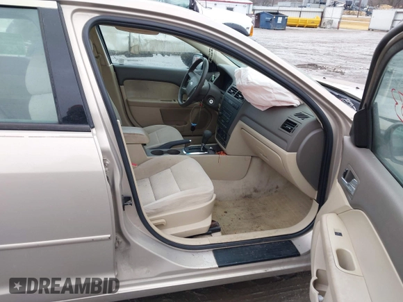 2006 Ford Fusion S with VIN 3FAFP06ZX6R174619, listed as a IAAI auction lot 41729383 with 163,948 mi miles and . Bid and sale history available at DreamBid. Image 5.