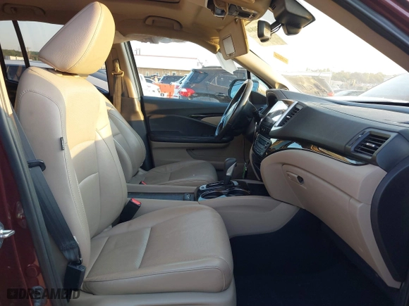 2017 Honda Ridgeline RTL-E with VIN 5FPYK3F74HB029959, listed as a IAAI auction lot 40530840 with 95,596 mi miles. Bid and sale history available at carsss.com. Image 5.