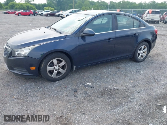 2014 Chevrolet Cruze 1LT with VIN 1G1PC5SB3E7469236, listed as a IAAI auction lot 42492007 with Not provided miles and . Bid and sale history available at DreamBid. Image 2.