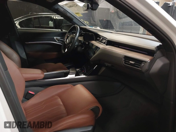 2019 Audi e-tron Prestige with VIN WA1VABGE3KB012371, listed as a IAAI auction lot 42314860 with 41,269 mi miles and . Bid and sale history available at DreamBid. Image 5.