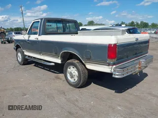 1989 Ford F-250 with VIN 1FTEF26Y2KNB61498, listed as a IAAI auction lot 42551001 with 50,222 mi miles and . Bid and sale history available at DreamBid. Image 3.