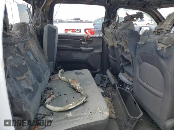 2022 Ram 1500 Big Horn с VIN 1C6RREFG4NN260997, выставлен на аукционе Copart как лот 68602184 с пробегом Не указан миль и На запчасти • Non repairable. История ставок и продаж доступна на DreamBid. Изображение 10.