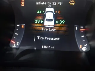 2015 Dodge Challenger R/T with VIN 2C3CDZAT1FH707230, listed as a IAAI auction lot 41113115 with 88,537 mi miles. Bid and sale history available at carsss.com. Image 15.