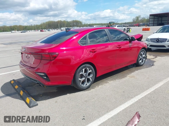 2021 Kia Forte LXS с VIN 3KPF24AD4ME288907, выставлен на аукционе IAAI как лот 42084081 с пробегом 47 786 миль миль и . История ставок и продаж доступна на DreamBid. Изображение 4.