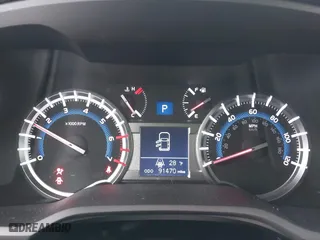 2019 Toyota 4Runner SR5 with VIN JTEBU5JRXK5680109, listed as a IAAI auction lot 41235305 with 91,470 mi miles. Bid and sale history available at carsss.com. Image 7.