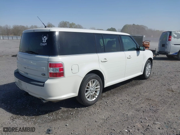 2014 Ford Flex SEL with VIN 2FMGK5C88EBD09532, listed as a IAAI auction lot 41834235 with 207,230 mi miles. Bid and sale history available at carsss.com. Image 4.