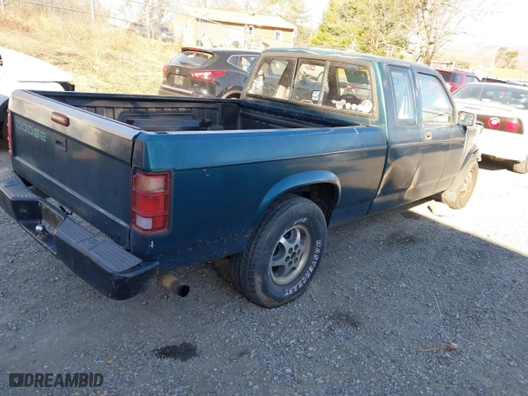1994 Dodge Dakota with VIN 1B7GL23X6RW142082, listed as a IAAI auction lot 41837256 with 179,165 mi miles. Bid and sale history available at carsss.com. Image 4.