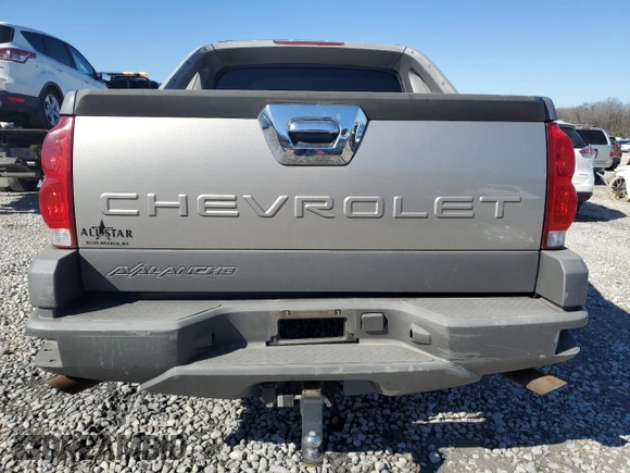 2002 Chevrolet Avalanche z VIN 3GNEK13T52G137145, wystawiony jako Copart lot #45927535 z przebiegiem Nie podano mil oraz Szkoda całkowita • Salvage title. Historia ofert i sprzedaży dostępna na DreamBid. Obrazek 6.