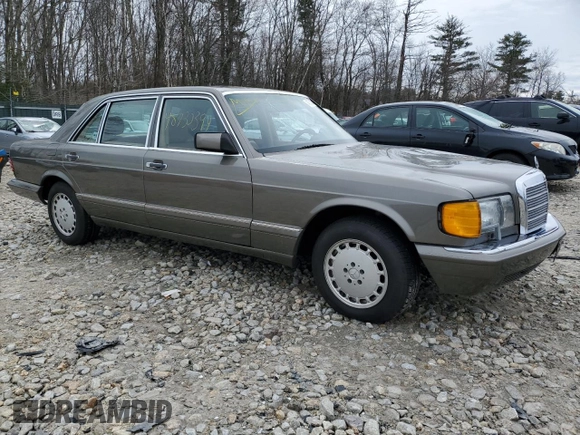 1986 Mercedes-Benz 420 Series 420SEL with VIN WDBCA35D4GA263506, listed as a Copart auction lot 48730394 with 154,858 mi miles and Salvage Title. Bid and sale history available at carsss.com. Image 4.