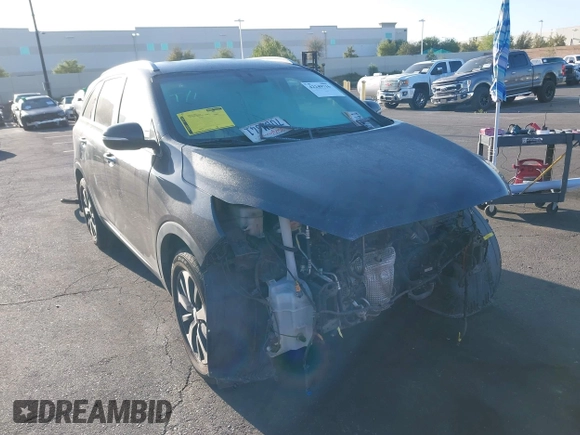 2017 Kia Sorento EX with VIN 5XYPH4A5XHG235276, listed as a IAAI auction lot 42249716 with 165,518 mi miles and . Bid and sale history available at DreamBid. Image 1.