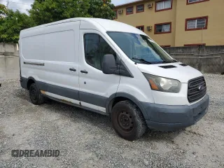 2017 Ford Transit z VIN 1FTYR2CM7HKA08891, wystawiony jako Copart lot #61787755 z przebiegiem 149 439 mil mil oraz Szkoda całkowita • Salvage title. Historia ofert i sprzedaży dostępna na DreamBid. Obrazek 4.