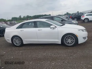 2016 Lincoln MKZ with VIN 3LN6L2JK9GR609137, listed as a IAAI auction lot 42679691 with 125,180 mi miles and . Bid and sale history available at DreamBid. Image 13.