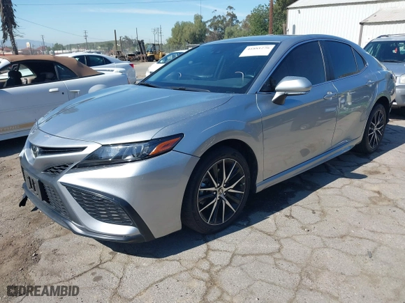 2022 Toyota Camry SE with VIN 4T1G11AK1NU684117, listed as a IAAI auction lot 41881276 with 27,774 mi miles. Bid and sale history available at carsss.com. Image 18.