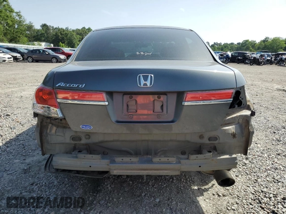 2011 Honda Accord EX z VIN 1HGCP2F76BA092030, wystawiony jako Copart lot #56757865 z przebiegiem 235 432 mil mil oraz Szkoda całkowita • Salvage title. Historia ofert i sprzedaży dostępna na DreamBid. Obrazek 6.