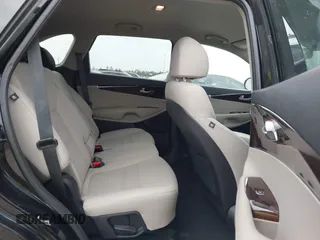 2018 Kia Sorento LX with VIN 5XYPG4A30JG384884, listed as a IAAI auction lot 41931992 with 140,919 mi miles. Bid and sale history available at carsss.com. Image 8.