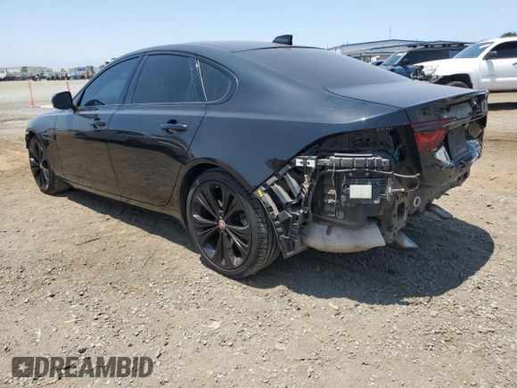 2022 Jaguar XF SE with VIN SAJBG4FX9NCY91087, listed as a Copart auction lot 64618254 with 28,742 mi miles and Salvage Title. Bid and sale history available at carsss.com. Image 2.