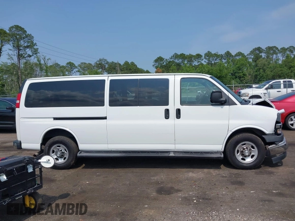2019 Chevrolet Express Passenger LT with VIN 1GAZGPFG0K1240249, listed as a IAAI auction lot 42388617 with 109,428 mi miles and . Bid and sale history available at DreamBid. Image 13.
