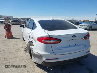2020 Ford Fusion SE with VIN 3FA6P0HD7LR202728, listed as a IAAI auction lot 41808029 with 101,369 mi miles and . Bid and sale history available at carsss.com. Image 3.