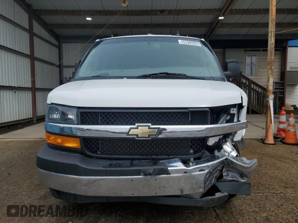 2022 Chevrolet Express Cargo with VIN 1GCWGAFP2N1195696, listed as a Copart auction lot 50023535 with Not provided miles and Clean title. Bid and sale history available at DreamBid. Image 5.
