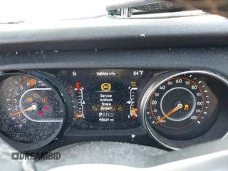 2019 Jeep Wrangler Unlimited Sahara with VIN 1C4HJXEN5KW509806, listed as a IAAI auction lot 42071325 with 95,549 mi miles and . Bid and sale history available at DreamBid. Image 7.