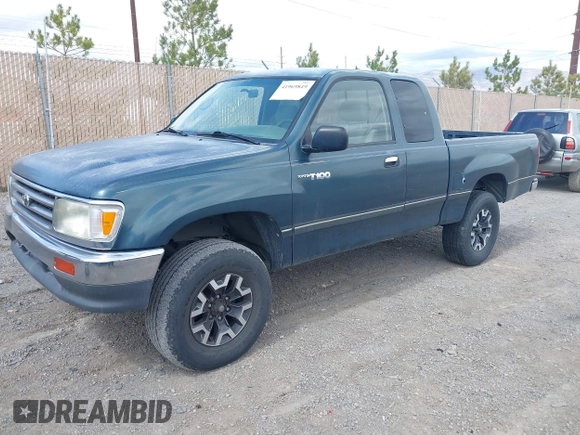 1996 Toyota T100 DX with VIN JT4UN22D9T0034196, listed as a IAAI auction lot 41969849 with 211,309 mi miles and . Bid and sale history available at carsss.com. Image 2.