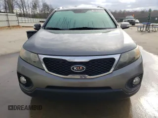 2012 Kia Sorento LX with VIN 5XYKTDA28CG285164, listed as a Copart auction lot 47848685 with 118,137 mi miles and Clean Title. Bid and sale history available at carsss.com. Image 5.