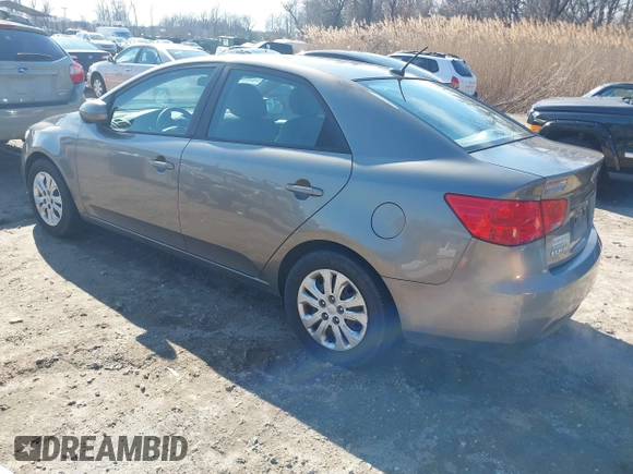 2011 Kia Forte EX with VIN KNAFU4A28B5357581, listed as a IAAI auction lot 41756806 with 296,355 mi miles. Bid and sale history available at carsss.com. Image 3.