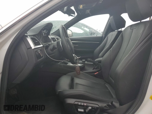 2018 BMW 3 Series 330i с VIN WBA8B9C51JEE82314, выставлен на аукционе Copart как лот 51066985 с пробегом 32 519 миль миль и Списание • Salvage title. История ставок и продаж доступна на DreamBid. Изображение 7.