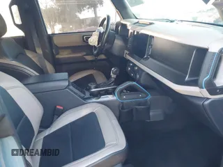 2022 Ford Bronco с VIN 1FMEE5DP3NLB22848, выставлен на аукционе IAAI как лот 41389445 с пробегом 30 043 миль миль и . История ставок и продаж доступна на DreamBid. Изображение 5.