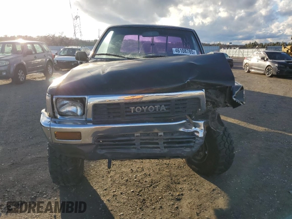 1989 Toyota Pickup с VIN JT4RN13P2K0004383, выставлен на аукционе Copart как лот 46108785 с пробегом 241 850 миль миль и Списание • Salvage title. История ставок и продаж доступна на DreamBid. Изображение 5.